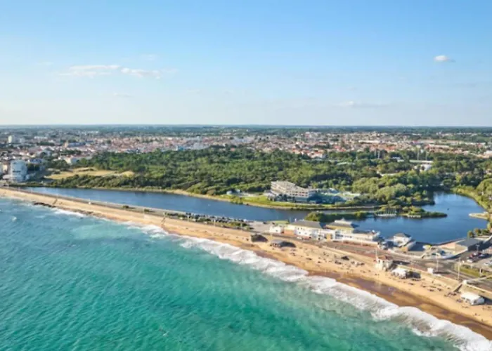 Cosy 74 M 800m From The * Les Sables-dʼOlonne